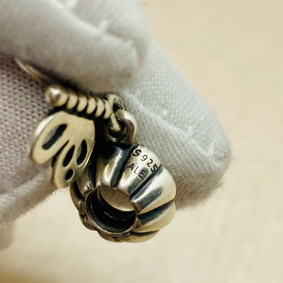 EUC Pandora 790531 Sterling Silver Friends Forever Butterfly Animal Dangle Charm - Picture 8 of 10